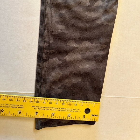 Spanx Sage Cargo LOOK AT ME NOW crop slip on seamless legging Sz-L G11 - Picture 10 of 11